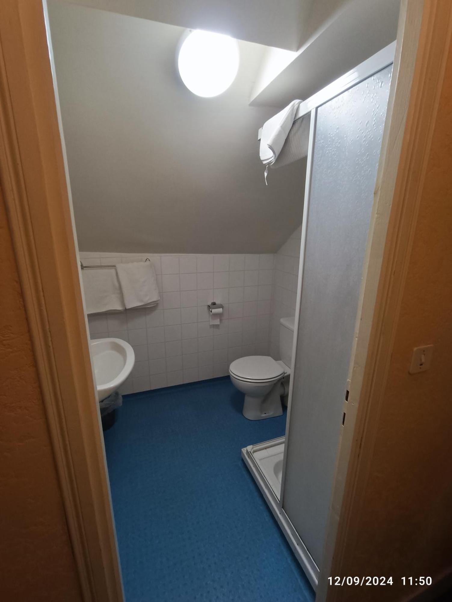 Chambre Chez Marie Et Didier 1 Minute A Pied Du Sanctuaire De Lourdes Esterno foto