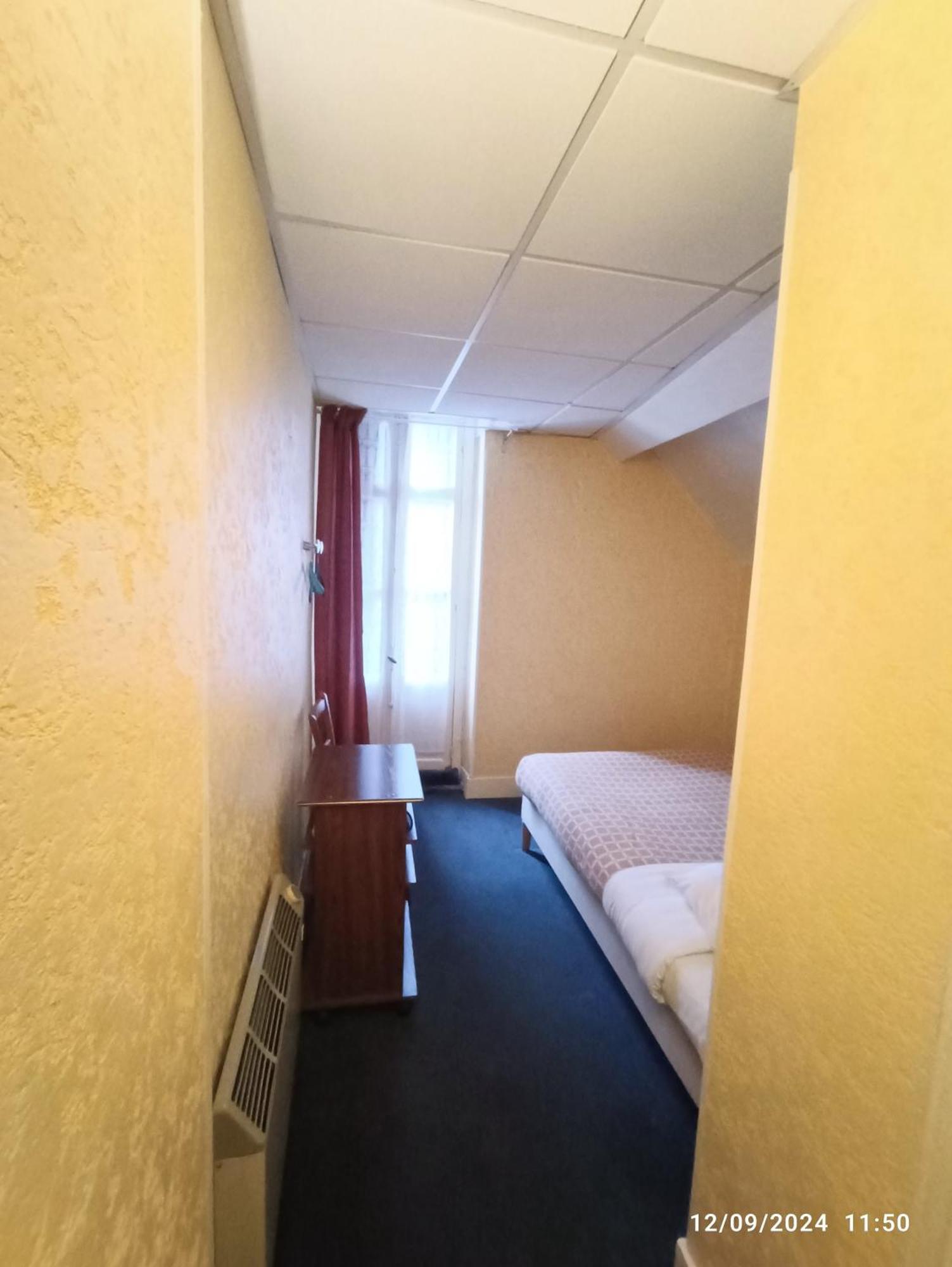 Chambre Chez Marie Et Didier 1 Minute A Pied Du Sanctuaire De Lourdes Esterno foto